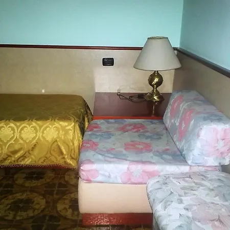 Gaggiano سان جيوفاني روتوندو
