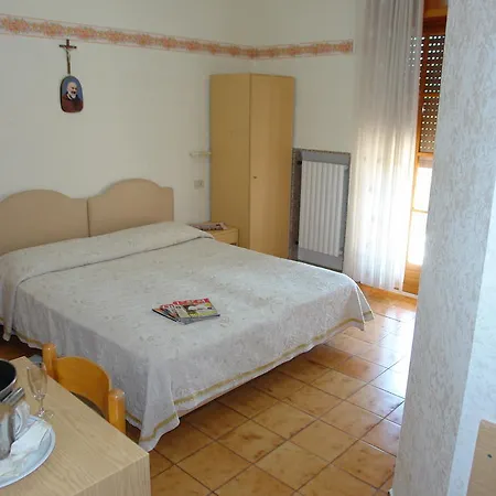 فندق Gaggiano 3*